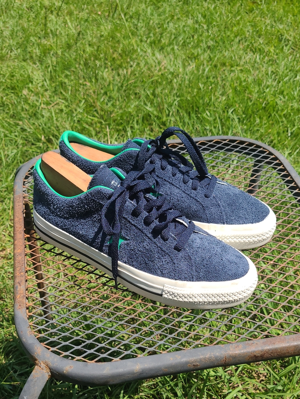 Converse Navy Sneakers with  Green Insole Size Womens 8.5 Mens 7
